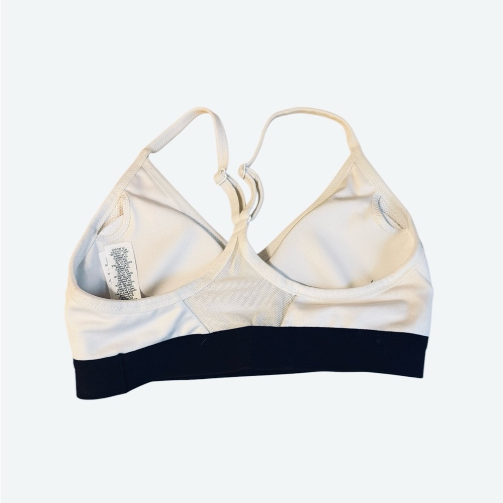 Nike Women's Indy Light Support  White Sports Bra - Picture 3 of 4